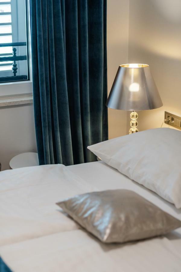 Luxury Rooms Paula Split Exterior photo