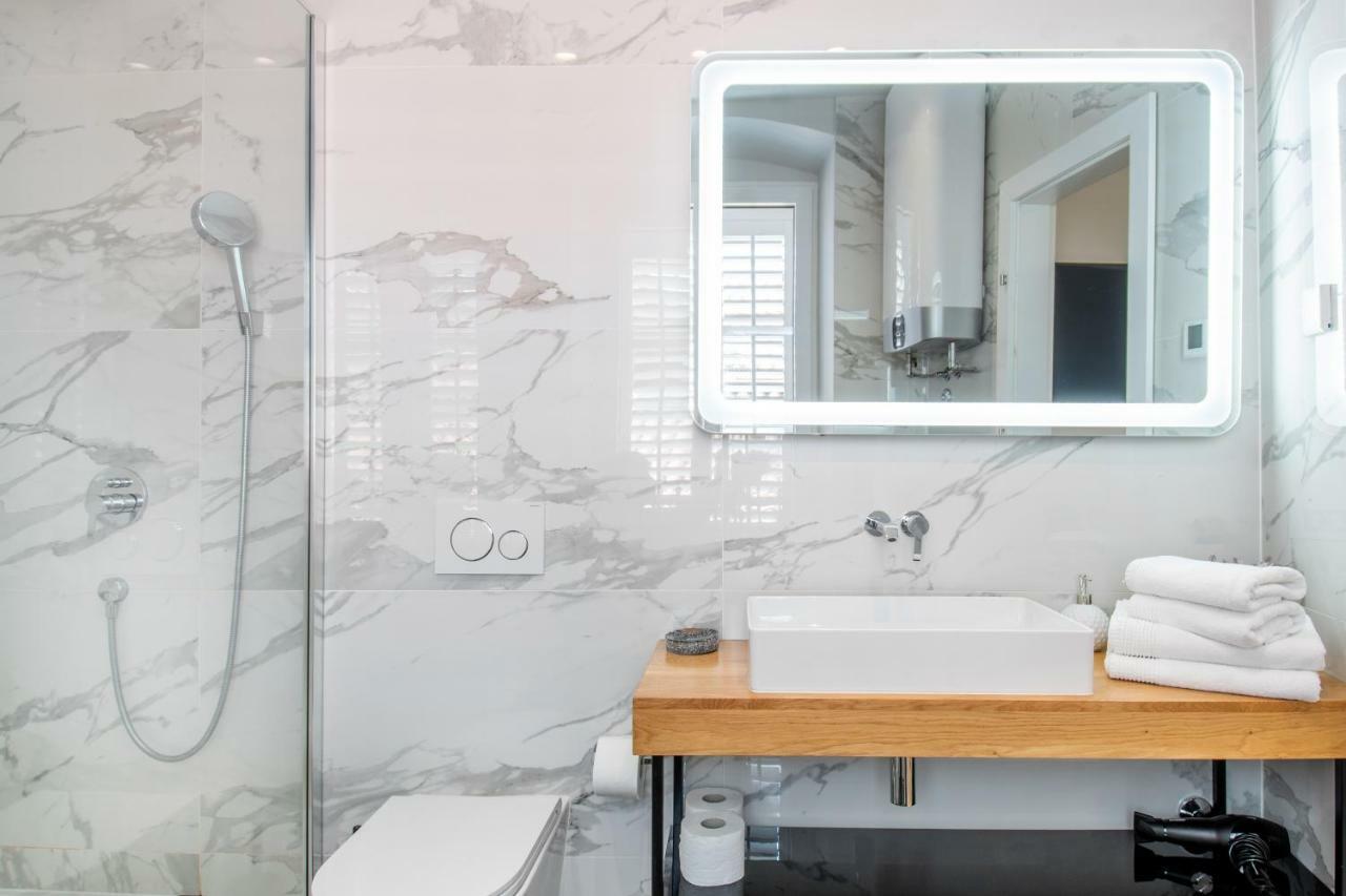 Luxury Rooms Paula Split Exterior photo